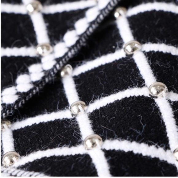 Cashmere Hand Beaded Sweater. - Picture 4 of 4